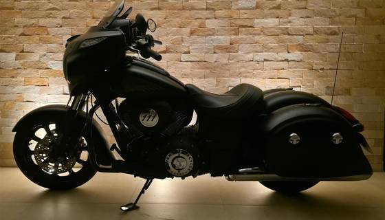 INDIAN CHIEFTAIN DARK HORSE 